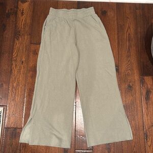 RISEN Los Angeles wide leg sweatpants sage green size medium